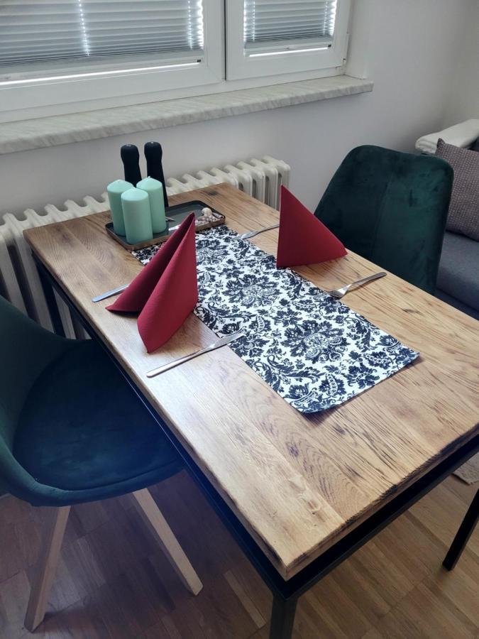 דירות Šumperk Apartman V Centru מראה חיצוני תמונה